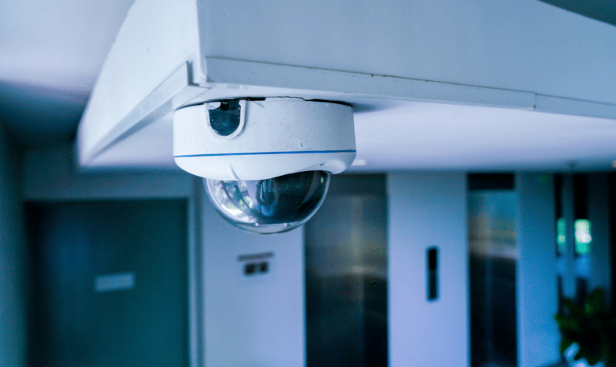 集成數據和物聯網系統,實現高效的物理環境。