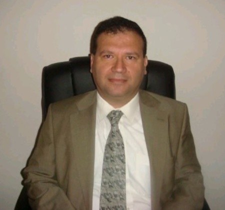 邁克爾·伊科諾馬基斯